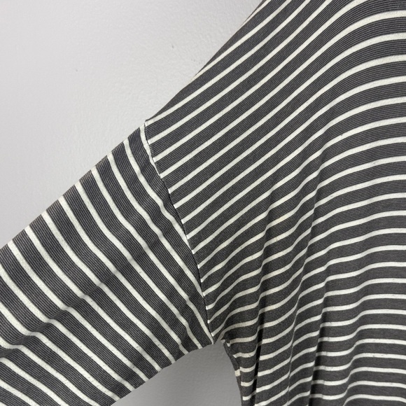 Cynthia Rowley Chic Gray Classic Striped 3/4 Sleeve 1X Tunic Top - Picture 5 of 10